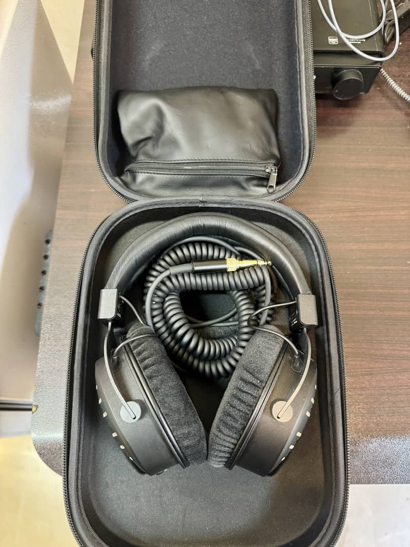 Beyerdynamic dt1990pro Hifi Headphone 1