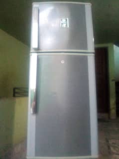 Urgent Selling Dawlance fridge(03214278448)