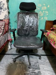 Executive Boss office chair Almost New