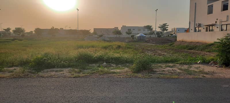 Premium 1 Kanal Pair Plot on 70ft Road in DHA Phase 8 Block V Near Park! 2