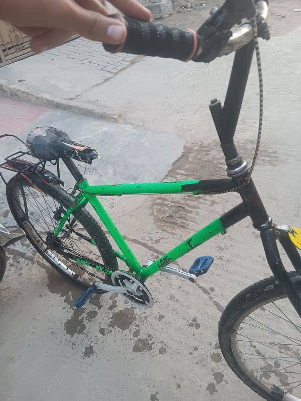 Phoenix cycle  for sale 10/8 condition  location frash town Islamabad 2