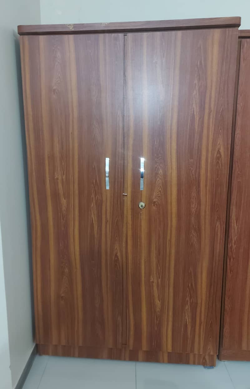 Wardrobes (4ft wide) - 03 Nos 2