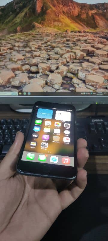 iphone 8 plus 64 Gb PTA Approved 2