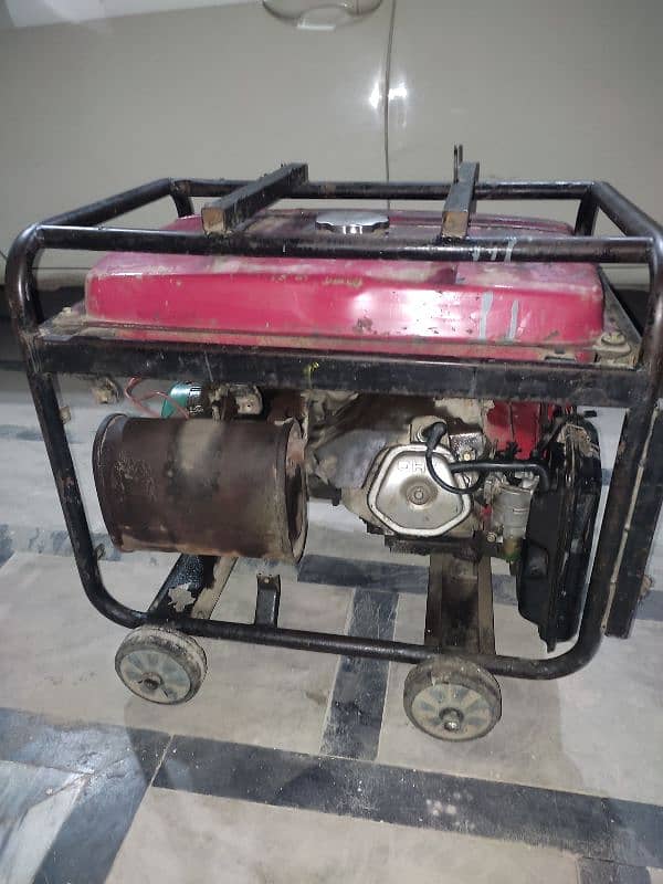 5.5 kv geniune condition petrol generator 5