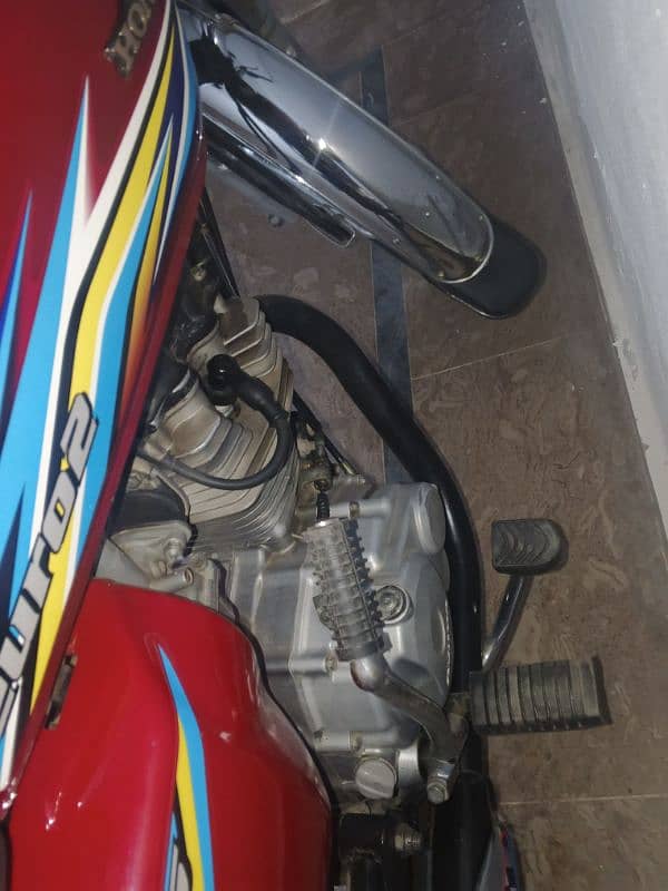 Honda 125 brand new condition total jenuin 4