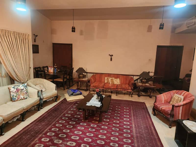 3 Kanal House for Sale in Garden Town Lahore 0