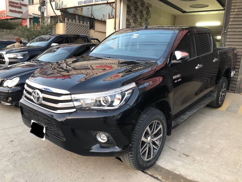 TOYOTA HILUX REVO V 2021 MODEL PUNJAB REGISTERED 1