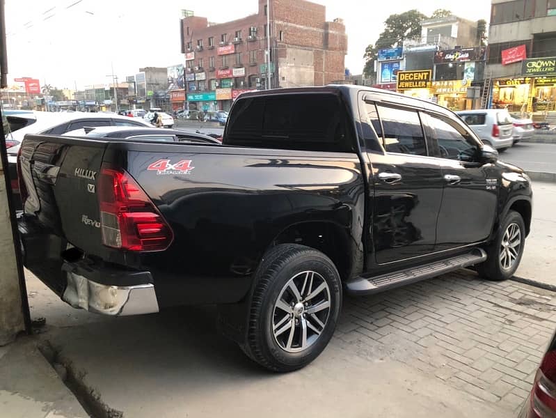 TOYOTA HILUX REVO V 2021 MODEL PUNJAB REGISTERED 3