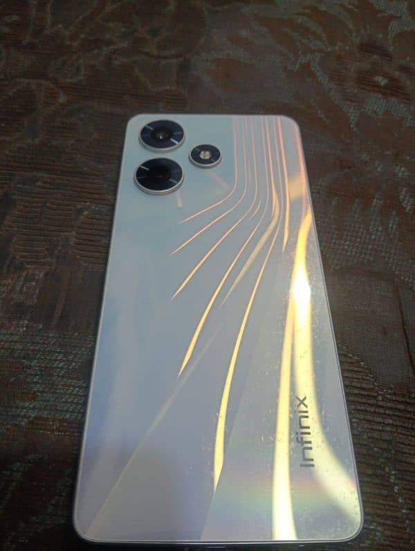 Infinix Hot 30 0