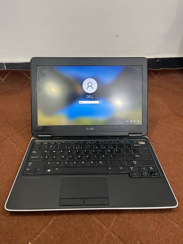 Dell Lattitude Laptop For sale 3