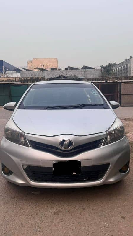 Toyota Vitz 2011 0