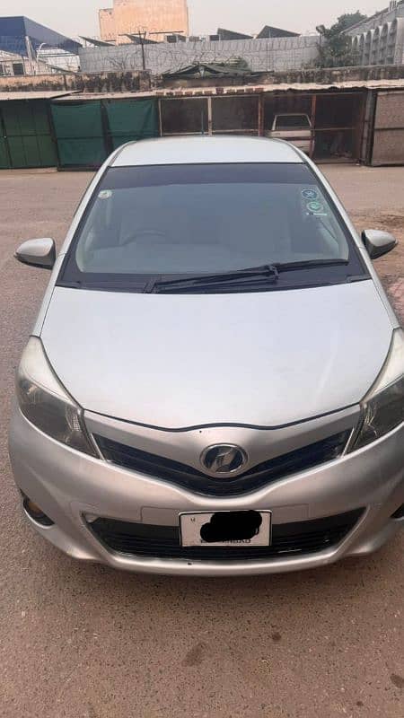 Toyota Vitz 2011 6