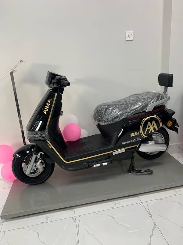 Aima electric scooty/scooter/electric scooty 10