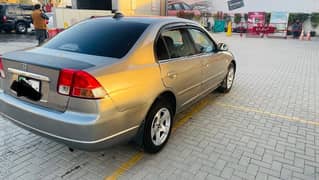 Honda Civic EXi 2005