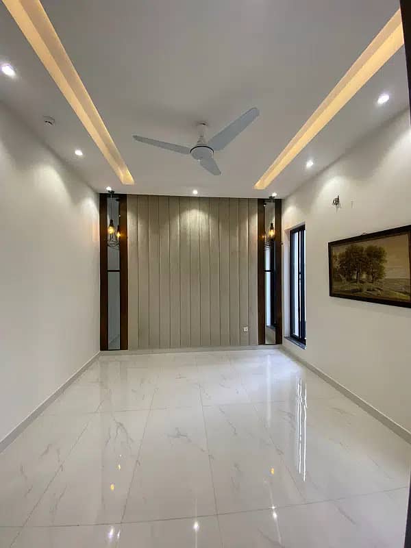 5 Marla Modern Design Beautifull House Available For Rent In DHA Phase 6 At Prime Location 9