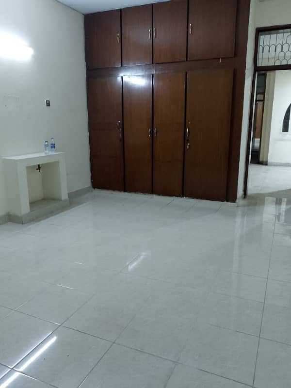 1 Kanal Single Story For Office Rent 1