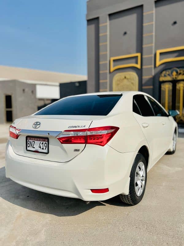 Toyota Corolla XLI 2018 10