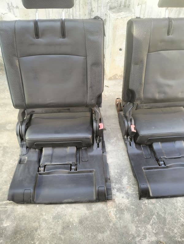 prado leather seats third row 7 seater not electric 3