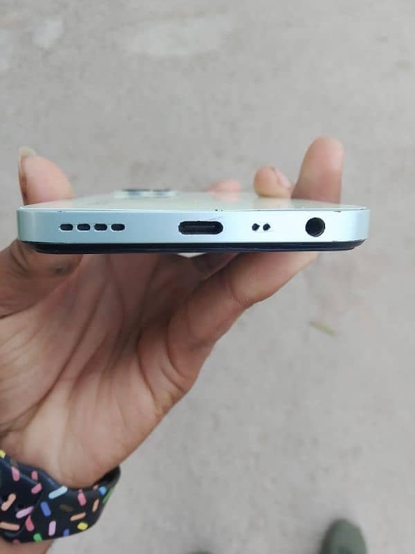 Realme C35 4/128 4