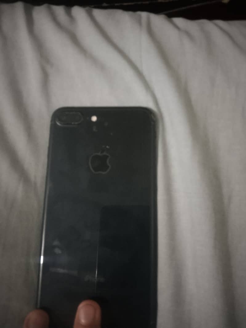 Apple iPhone 7 Plus 4