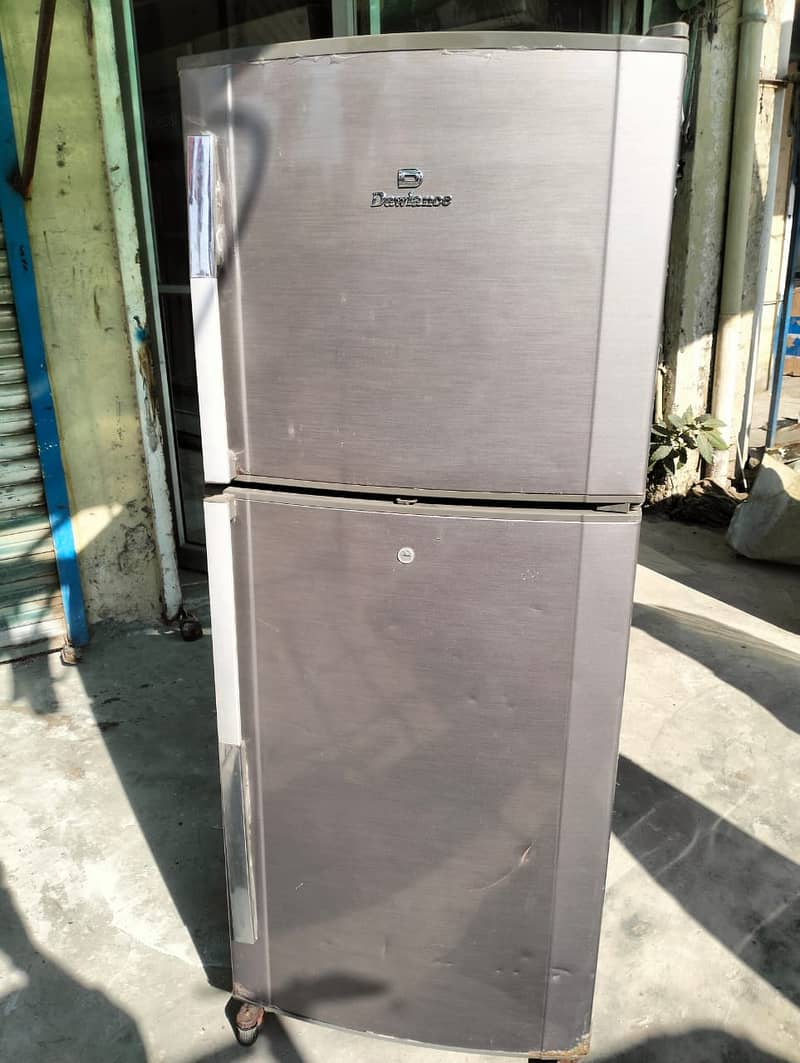 Dawlance fridge medium size (0306=4462/443) loshaset 3