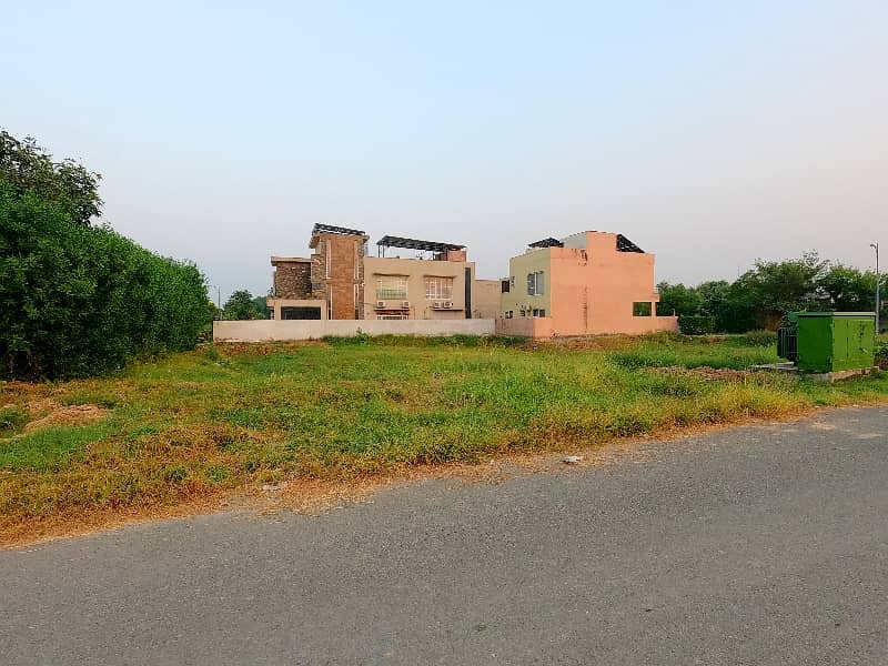 One Kanal Plot Surrounded By Houses ,Near Dolman Mall And Beautiful Location Plot For Sale 22