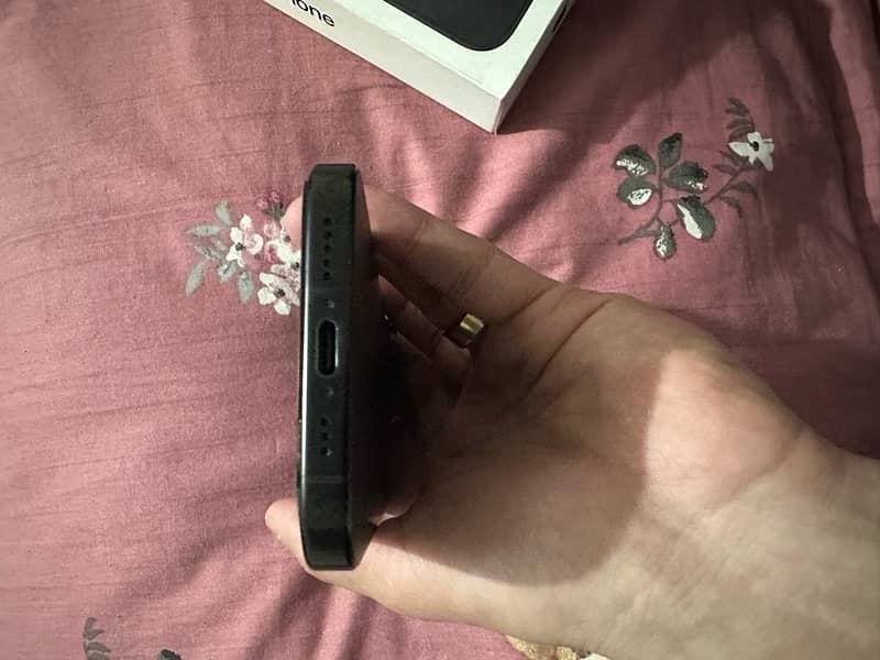 Iphone 16 Pro Black 2