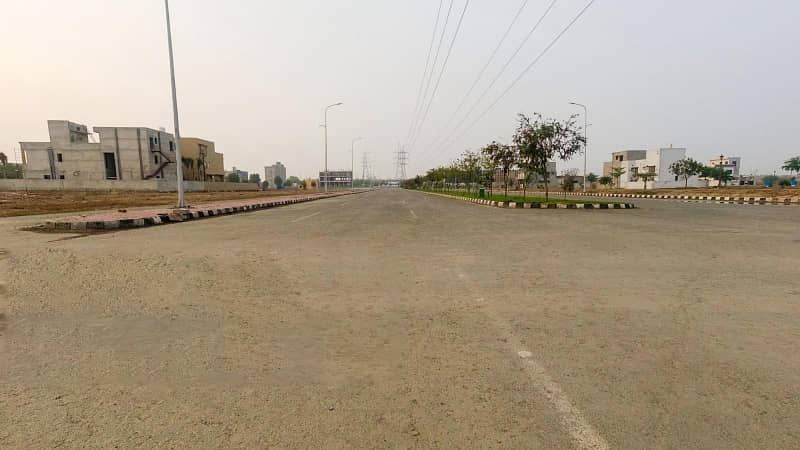 10 Marla Facing Commercial Plot For Sale 3