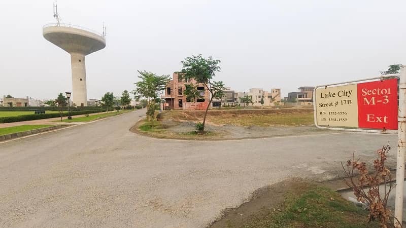 10 Marla Facing Commercial Plot For Sale 6