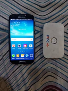 Samsung S4 Mobile and Zong WiFi Device