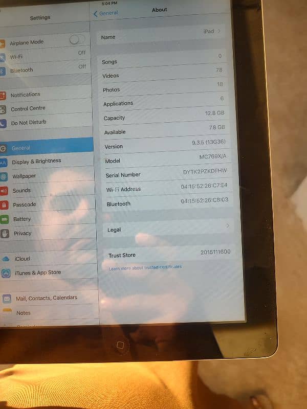 Ipad 16 gb storage Koi bi falt nahi ha 10by10(o3o97053o47) 3