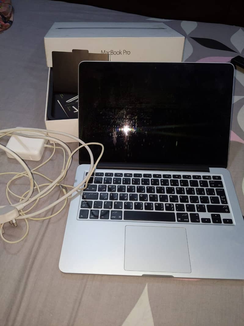 MacBook Pro (Retina, 13-inch Early 2015) Excellent Condition 4