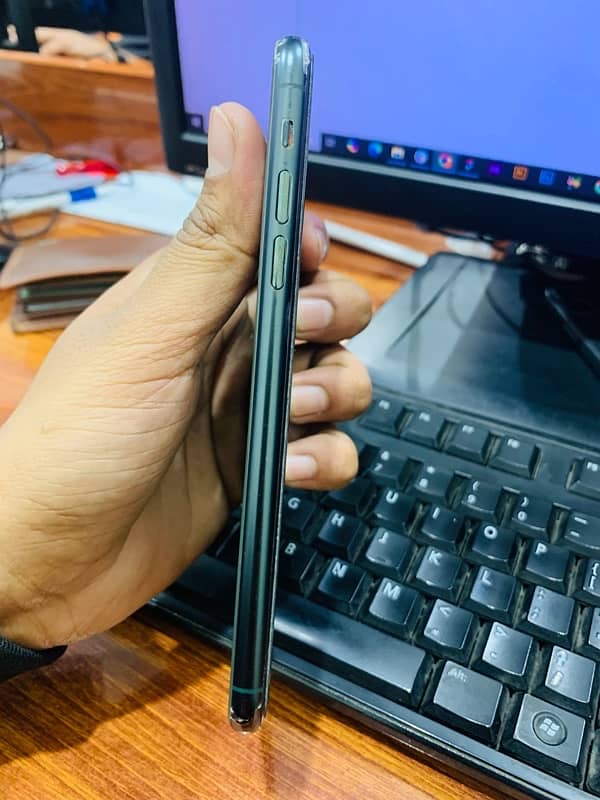 Iphone 11 Pro Max 256GB PTA 1