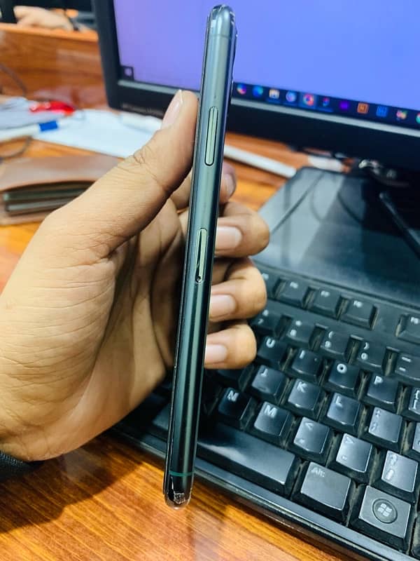 Iphone 11 Pro Max 256GB PTA 2