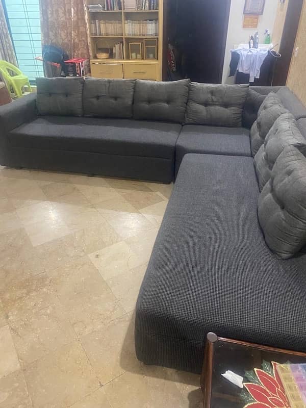 L-Shape sofa 0