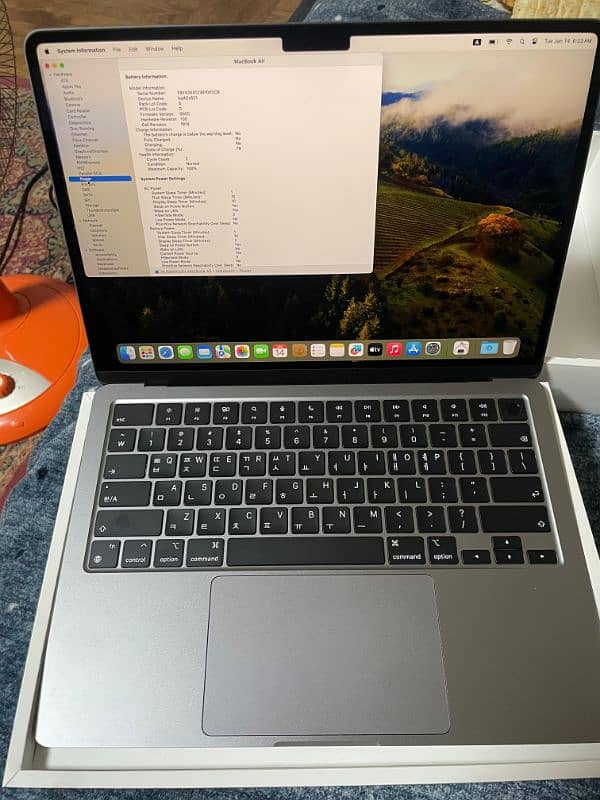 Macbook Air M3 8/256 Full box, New, 0'3'1'15'9'3'8'7'5'9 9