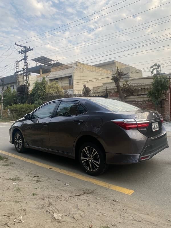 Toyota Corolla Altis 2021 5