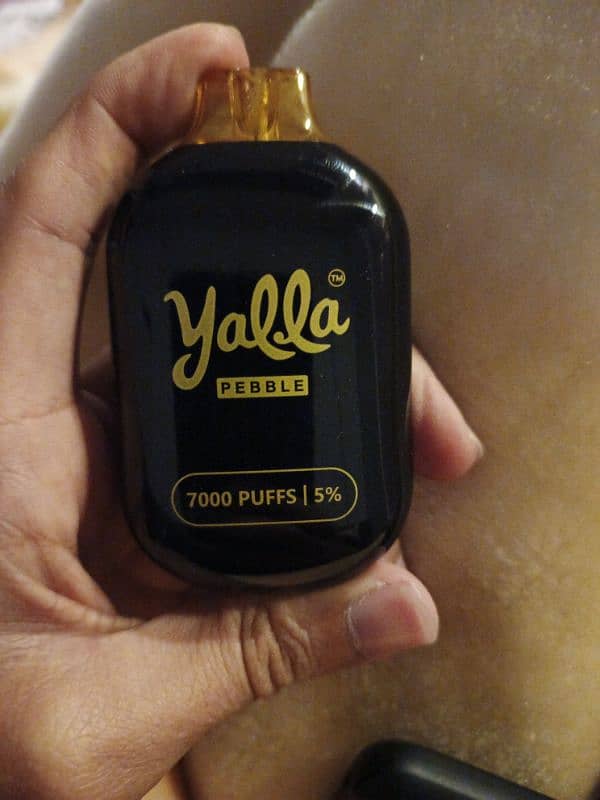 Yalla Pebble 7000 puff Vape for sale. New 1