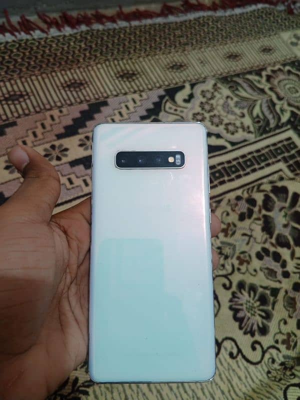 samsumg s10plus 1