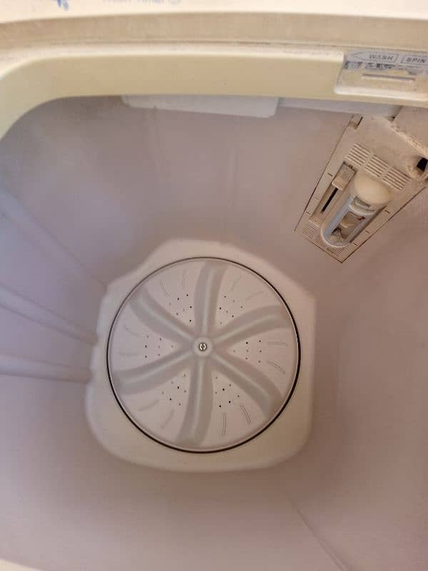 Washing machine with dryer 3