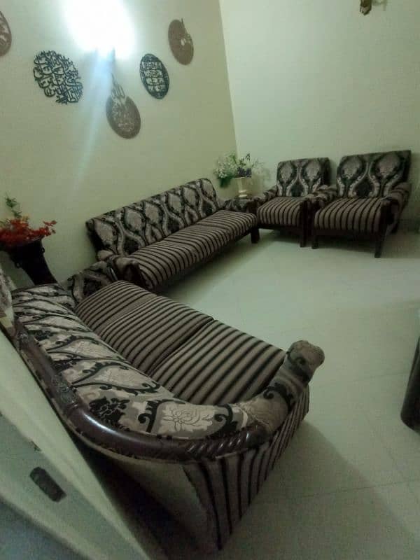 Sofa set for sale. Total 2 pairs 8 seaters 0