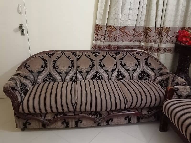 Sofa set for sale. Total 2 pairs 8 seaters 4