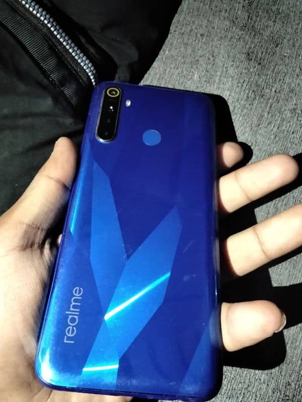 realme 5s 10 by 10 with box 4gb 128gb 4