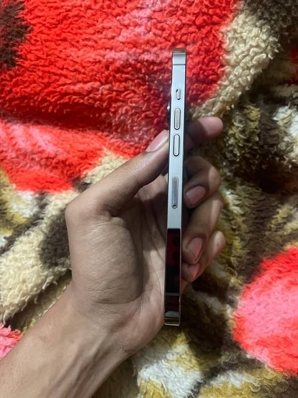 IPHONE 13 PRO PTA APPROVED 3