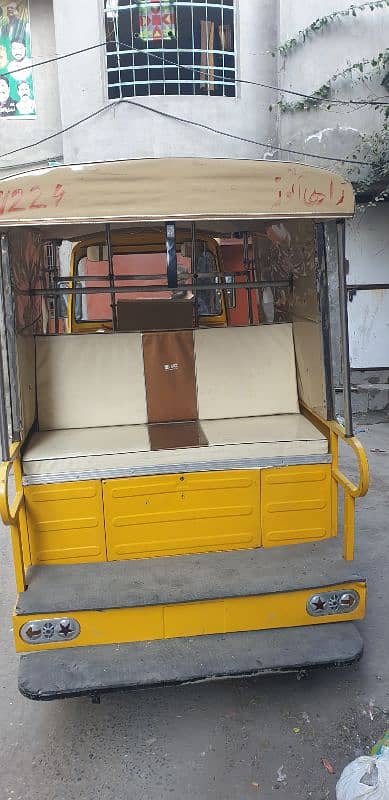 CNG riksha 5