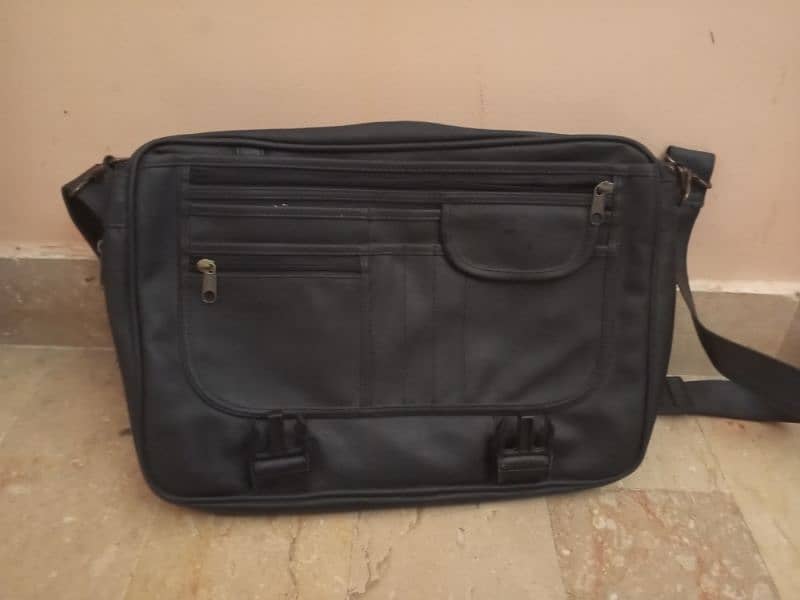 good condition laptop bag okay  final 2000 1