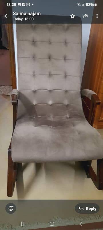 almost new elegant style easy chair 0