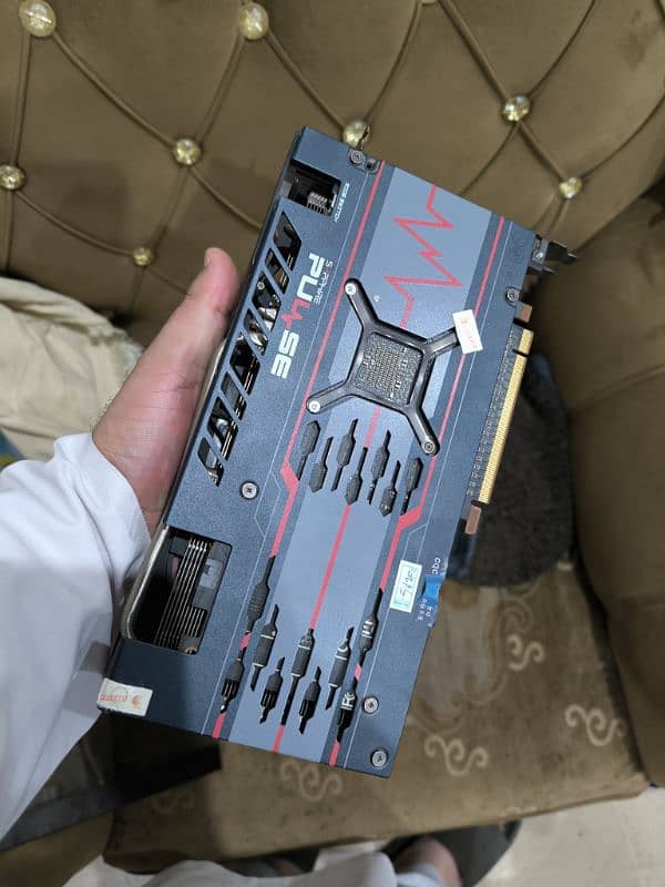 Selling Radeon Rx 5600xt Sealed card in good condition 2