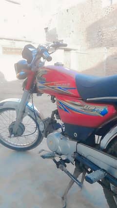 United 70cc bike