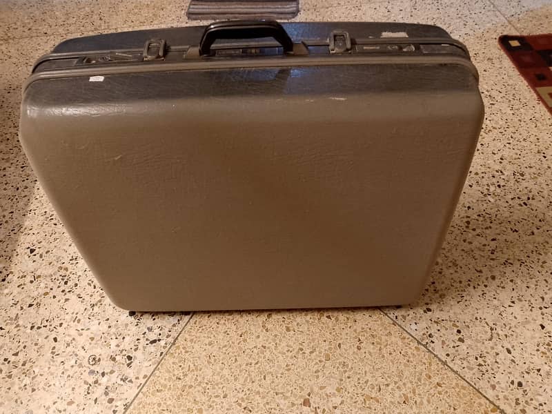 Used Luggage For Sale 0